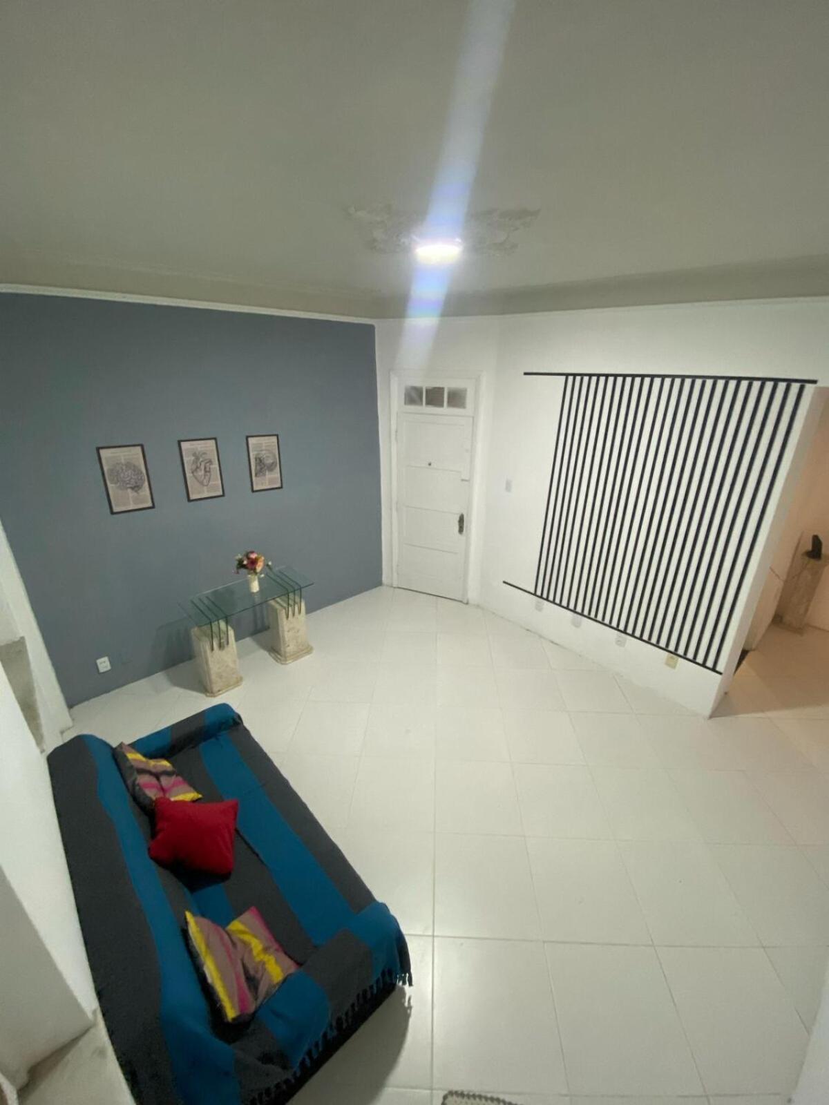 Apartamento Terreo Com Ampla Varanda *